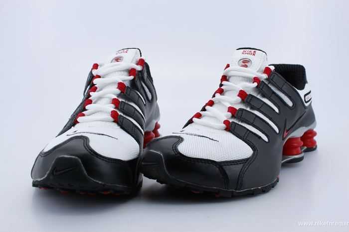 noir et blanc rouge shox nz (3)